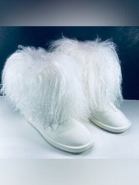 Bearpaw Boo White Curly Lamb Fur Womens 8 Boots Boho Barbie Core Glam Y2K 1854W